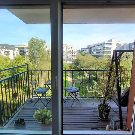 Spacious Nest With 2 Balconies And Park View * 圣但尼